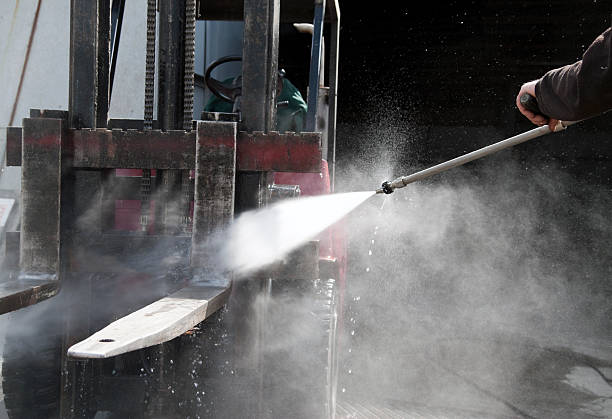 Best Parking Lot and Garage Cleaning  in Maryville, MO
